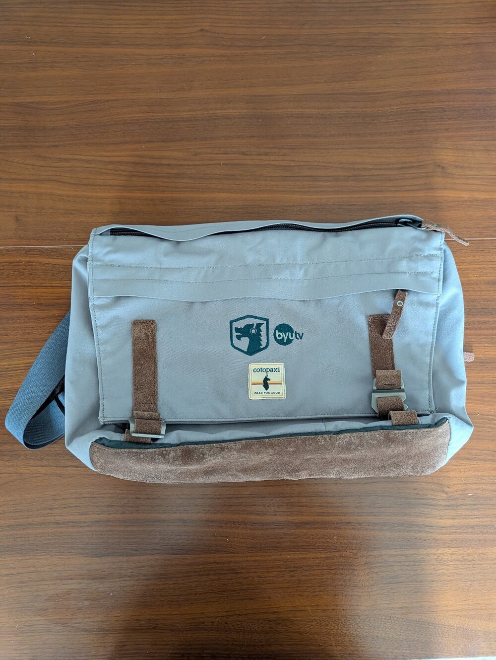 Cotopaxi Canvas Shoulder Messenger Bag Gray Brown Leather Trim BYU Logo